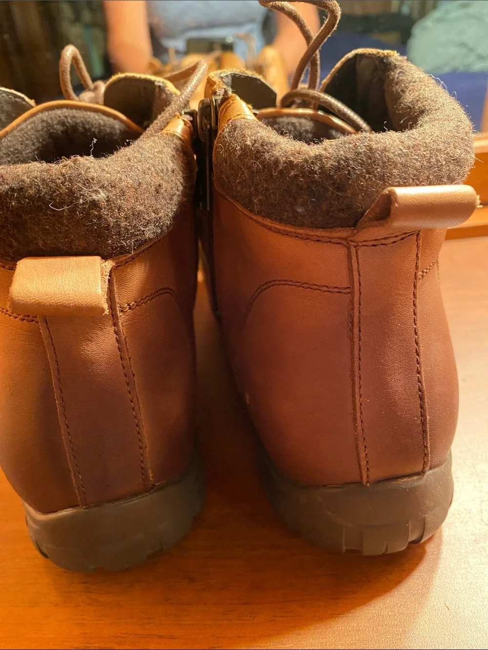 Propet Brown Leather Lace-Up Chukka Boots with Side Zip-8.5 Timeless Classic